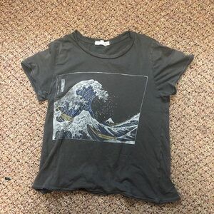 XS women’s baby T style Future State graphic ‘the wave’ shirt